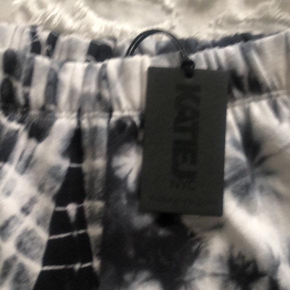 Katie J NYC Jr mixed pattern jogger. - Picture 2 of 6